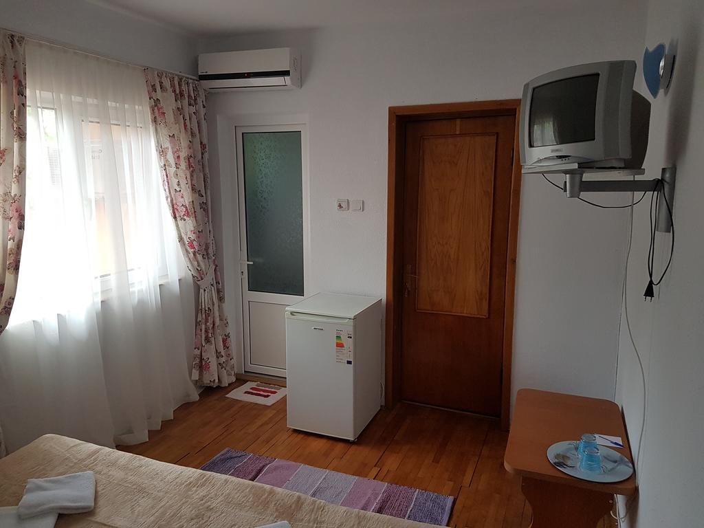 Pensiunea Casa Johnelly Costinesti Zewnętrze zdjęcie